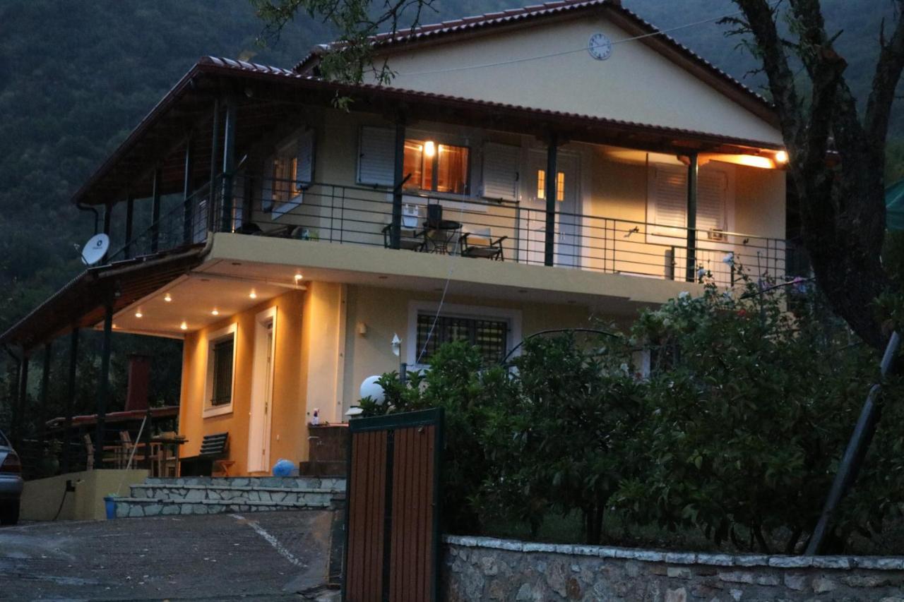 Polytimi House Kalavryta Exterior foto
